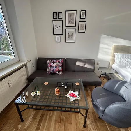 Apartment Sweet *